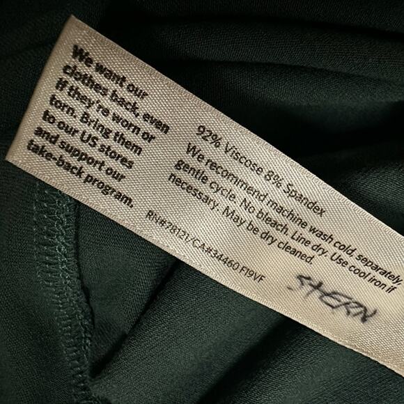 Eileen Fisher Pine Green Viscose Tunic Top Long Sleeve Lagenlook Minimalist Fall - Picture 7 of 7